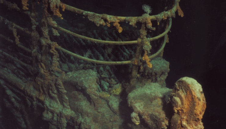 In Alma Katsu's The Deep, Something Sinister Haunts the Titanic - 803